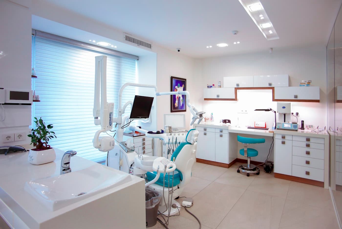 A calm, modern Aurelia Health treatment room
